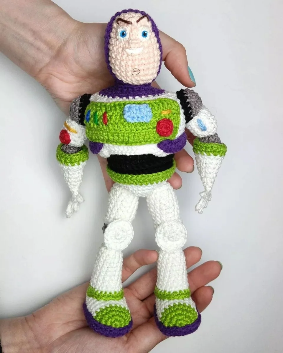 Buzz, vista 3